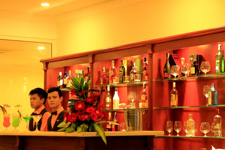 nhatrangpalace-dinning-lobby-bar-2